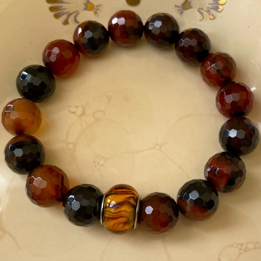 Faceted Agate Stretch Bracelet